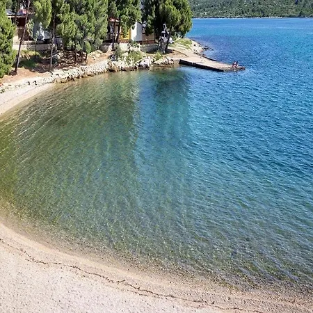 Appartement Marin - 100 M From Pirovac